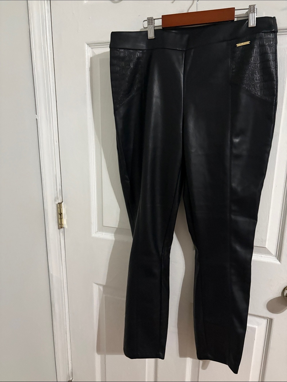Marc New York Black Faux Croc-Panel Pencil Skirt with Gold Plaque